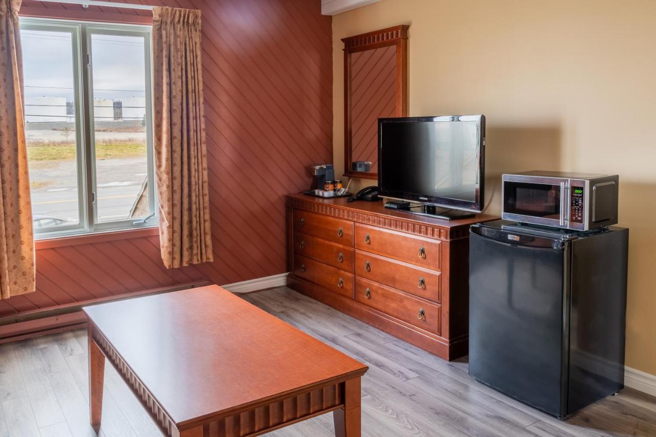 מאטנה Hotel Motel La Vigie מראה חיצוני תמונה