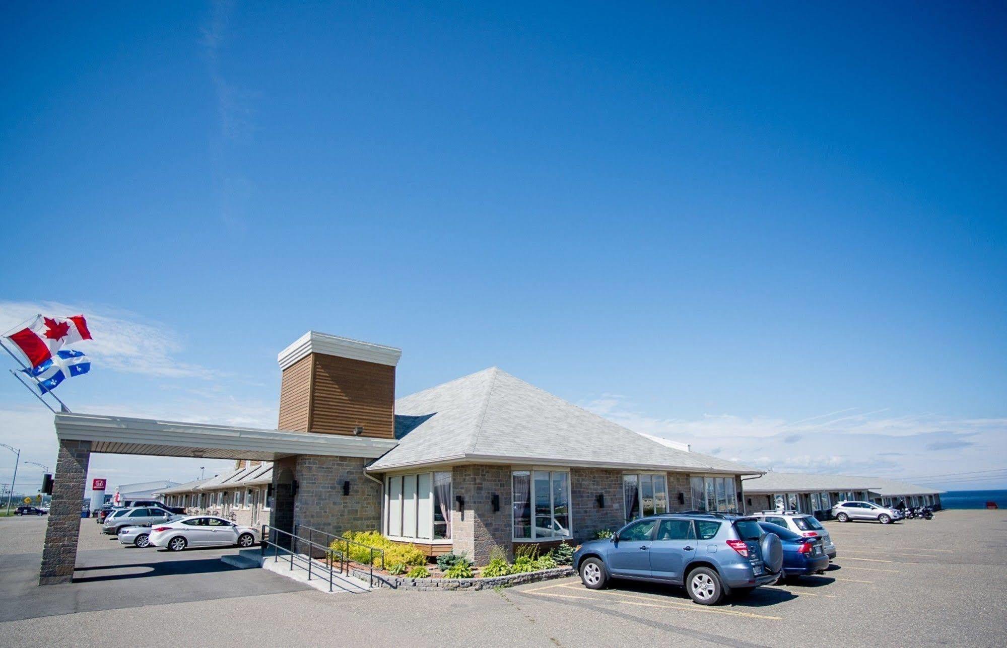 מאטנה Hotel Motel La Vigie מראה חיצוני תמונה